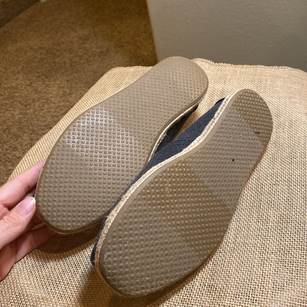 NWOT Black denim Toms - Picture 6 of 6